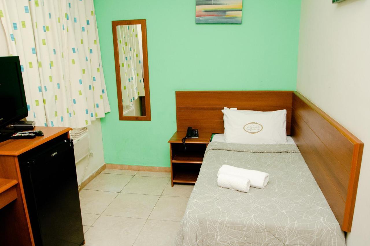 Hotel Valparaiso - Metro Paraiso E 800M Da Av Paulista São Paulo Luaran gambar
