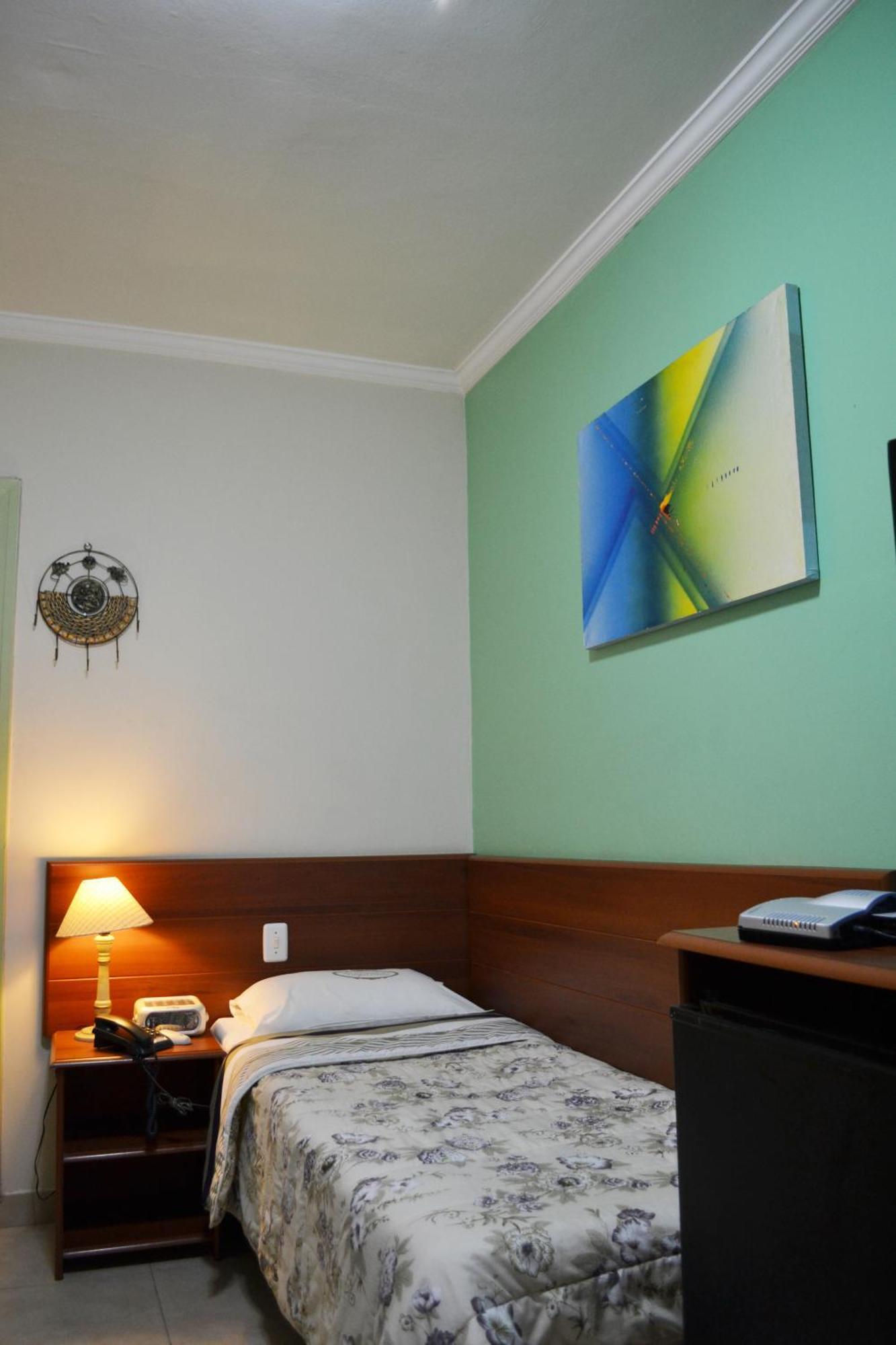 Hotel Valparaiso - Metro Paraiso E 800M Da Av Paulista São Paulo Bilik gambar