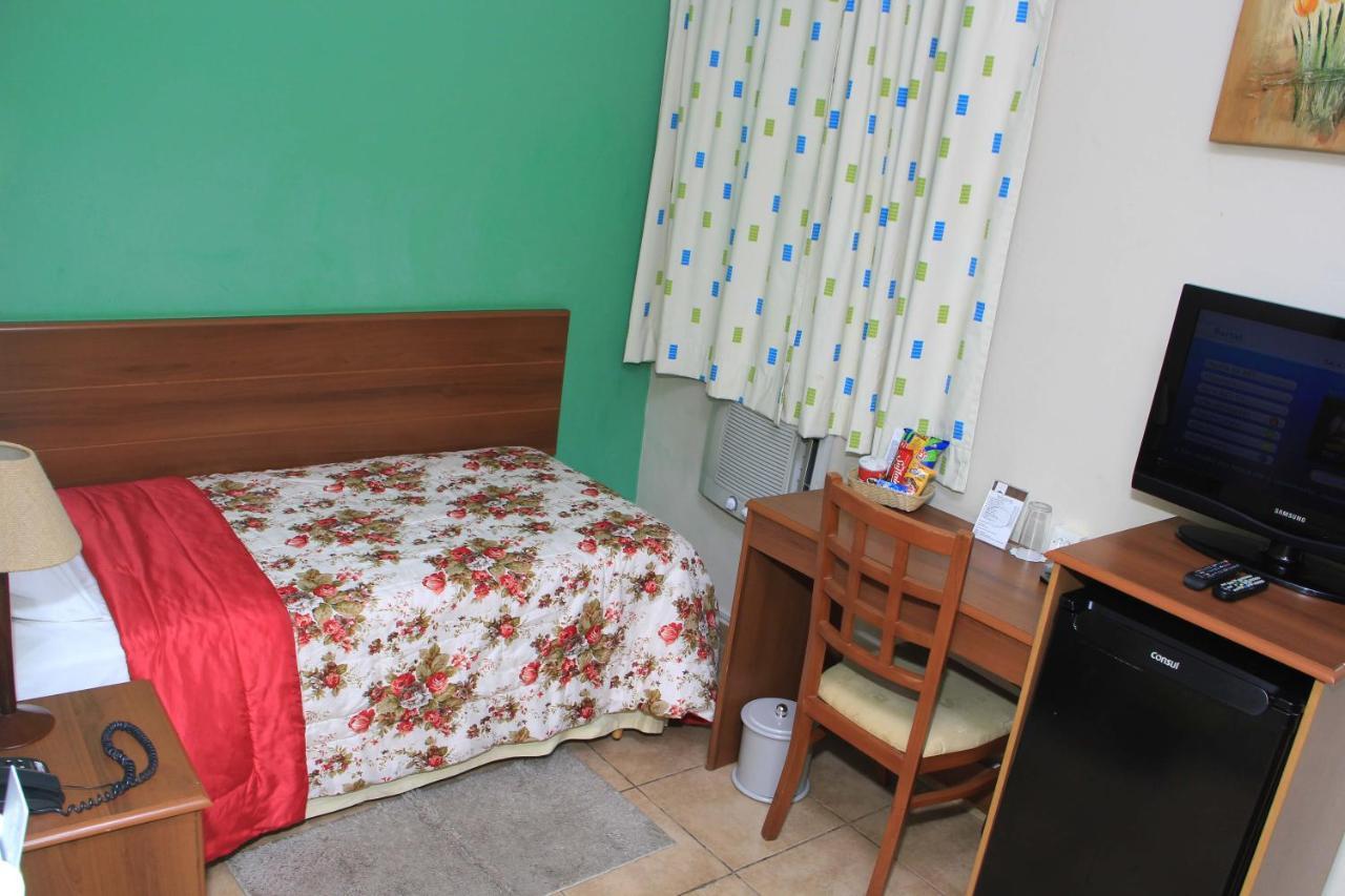 Hotel Valparaiso - Metro Paraiso E 800M Da Av Paulista São Paulo Luaran gambar