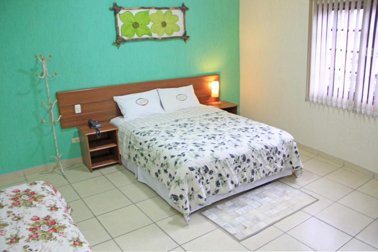 Hotel Valparaiso - Metro Paraiso E 800M Da Av Paulista São Paulo Luaran gambar